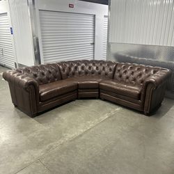 Chesterfield Style Sectional Sofa -Delivery Available