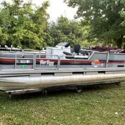 20 Ft Pontoon With Trailer 