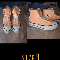 Converse Lift Platform Hightops Ladies Sz.9