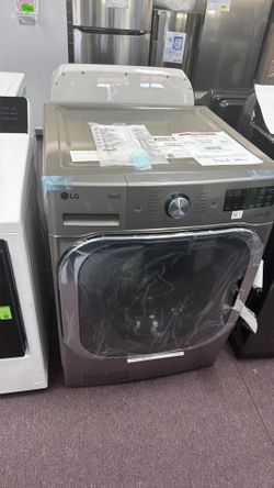 LG 5.2 cu. ft. Mega Capacity Smart Wi-Fi Enabled Front Load Washer with Tur-boWash and Built-In Intelligence