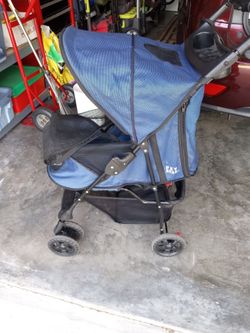 Pet stroller