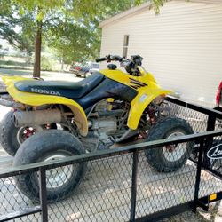 2004 Honda 250 trx