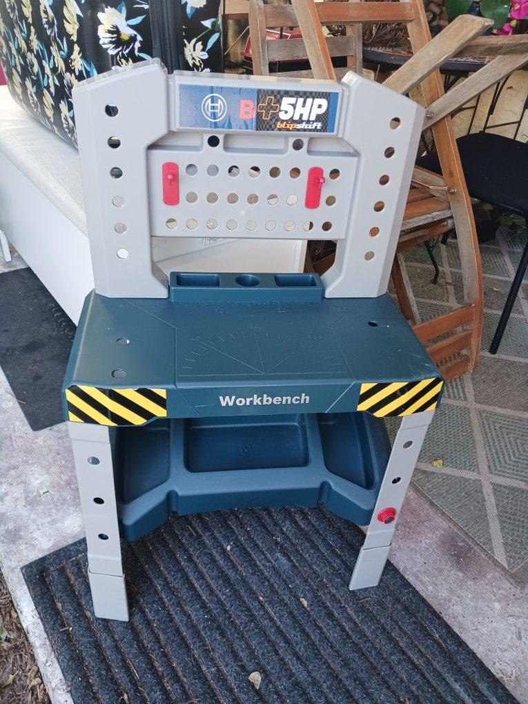 TODDLERS TOOLS WORK BENCH 18 FINAL PRICE