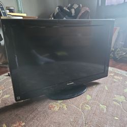 32 Inch Panasonic TV 