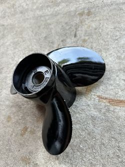 Outboard Boat Motor Propeller 48-73136-13