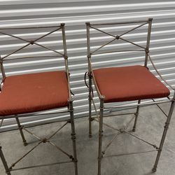 2 Bar height Barstools