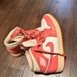 Nike Girls Size 6 