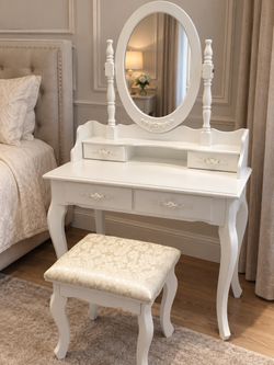 Elegant White Vanity Table with Mirror & Matching Stool NEW