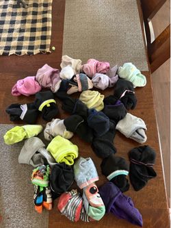 Girls socks size M and L