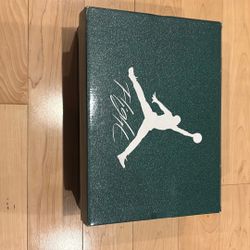 Air Jordan 4 Retro Oxidized Green
