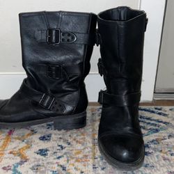 Guess Womens Boot Size 8