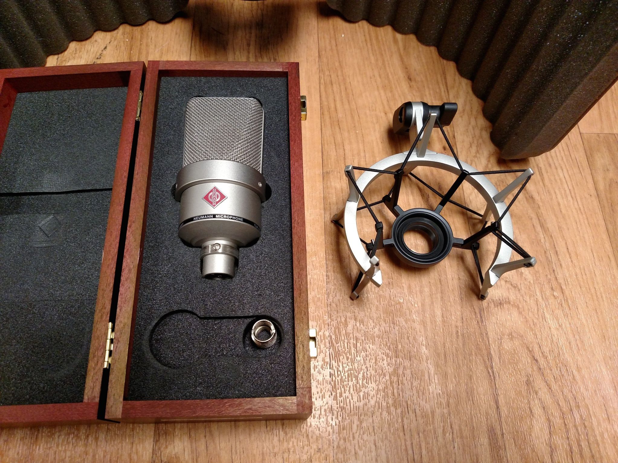 VARIOUS RECORDING EQUIPMENT 