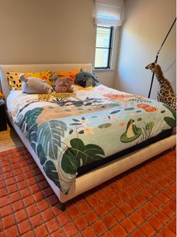 Camerich USA Crescent Bed in Cal King