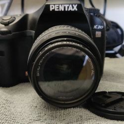 Pentax k20D DSLR Camera 14.6MP with 18-55mm Lens, Charger, Camera Bag, Camera Strip,Lens Filters,Etc
