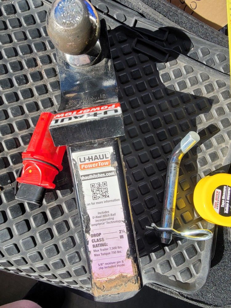 Tow Hitch And PLUG SET FOR SALE