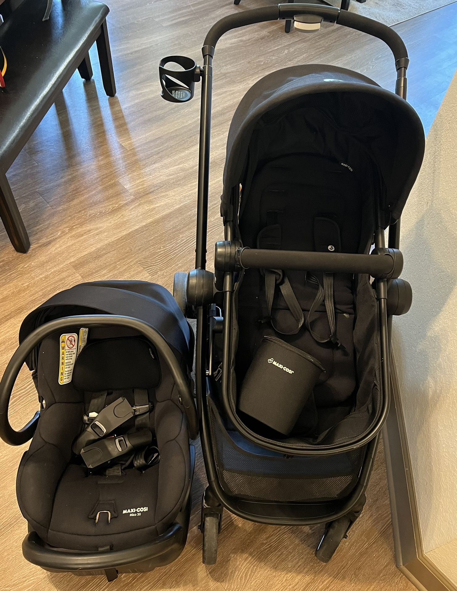 Maxi Cosi Zelia 5-1 Modular Travel System