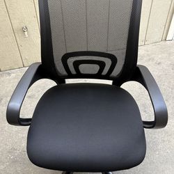 Desk chair