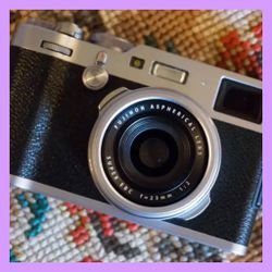 Fujifilm X100F 24.3 MP APS-C Digital Camera (Silver)