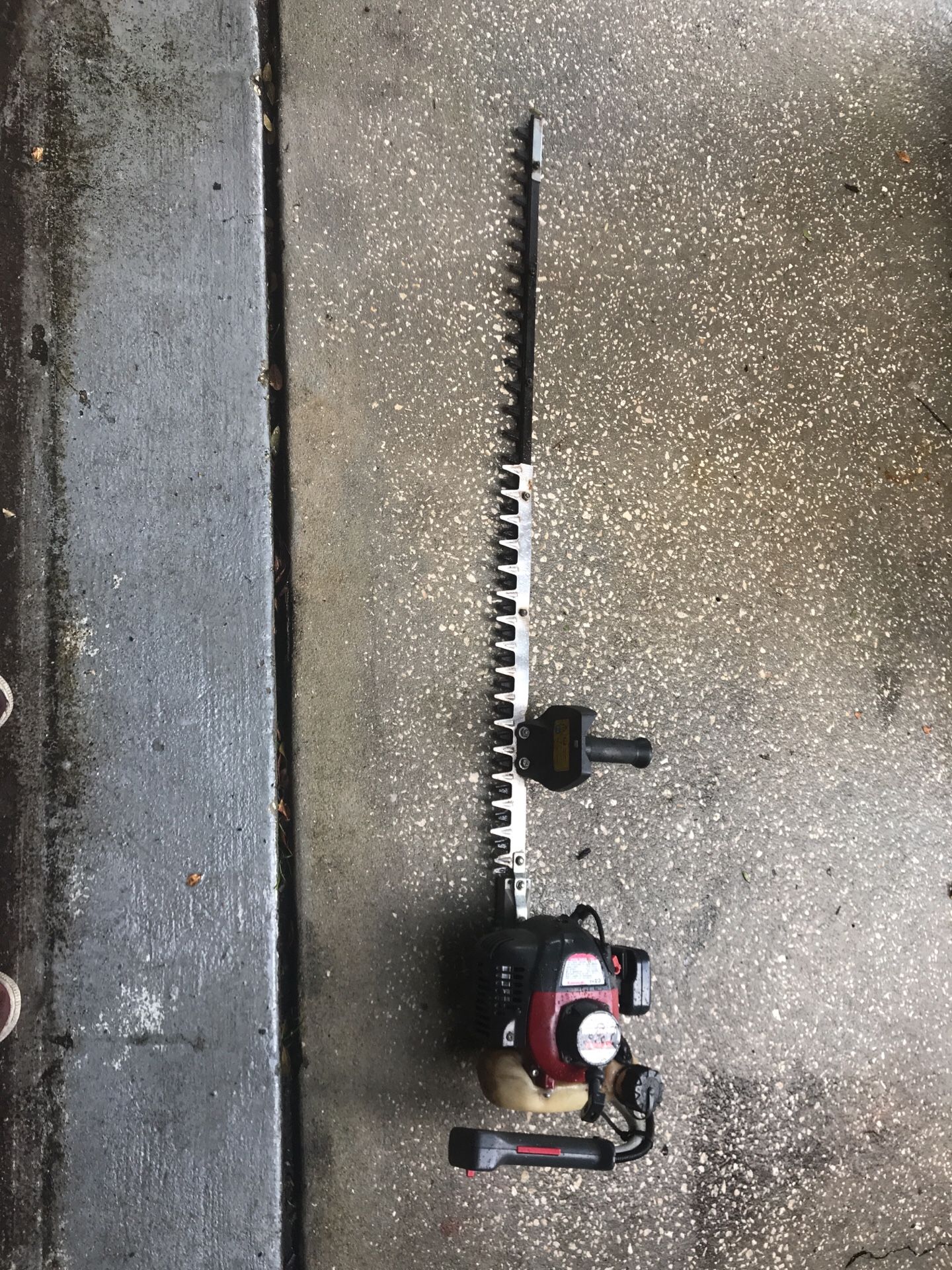 Kawasaki Hedge trimmer 48” Blade KHS 1100B