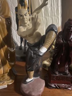 Chinese Staue