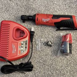 Milwaukee 3/8 Ratchet 