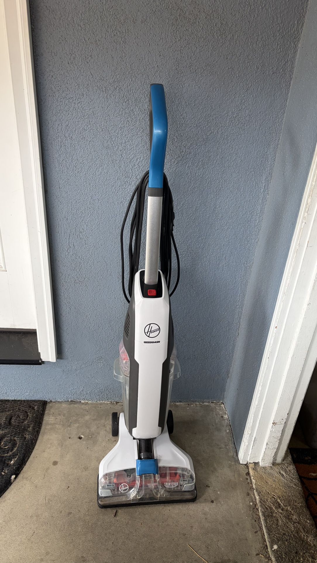 Hoover PowerDash Pet Hard Floor Cleaner Machine + Bottle of Cleaner
