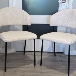 SET OF 2 WHITE COUDUROY DINING CHAIRS ( NEW AND ASSEMBLED )