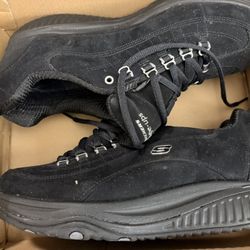 Womens Walking Shoe Sketcher Size 9.5