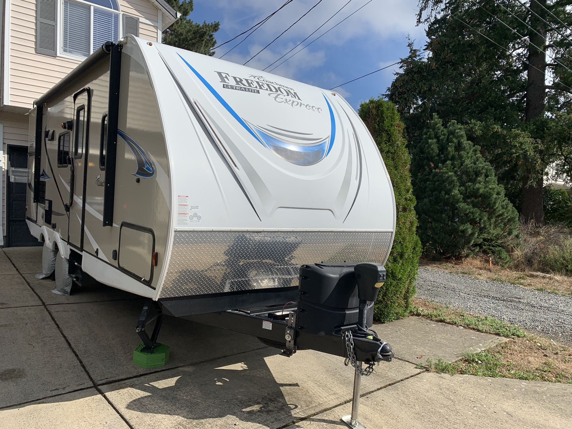 2018 Coachmen Freedom Express