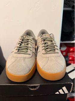 Men’s shoes