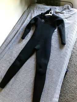 Wetsuit 5/4 hooded Ho Stevie , send any offer