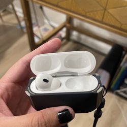 Apple AirPod Pros 2