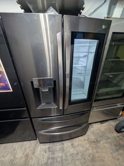 LG French Door Refrigerator with InstaView