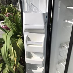KitchenAid fridge raider