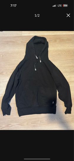 Sweaters/zip ups