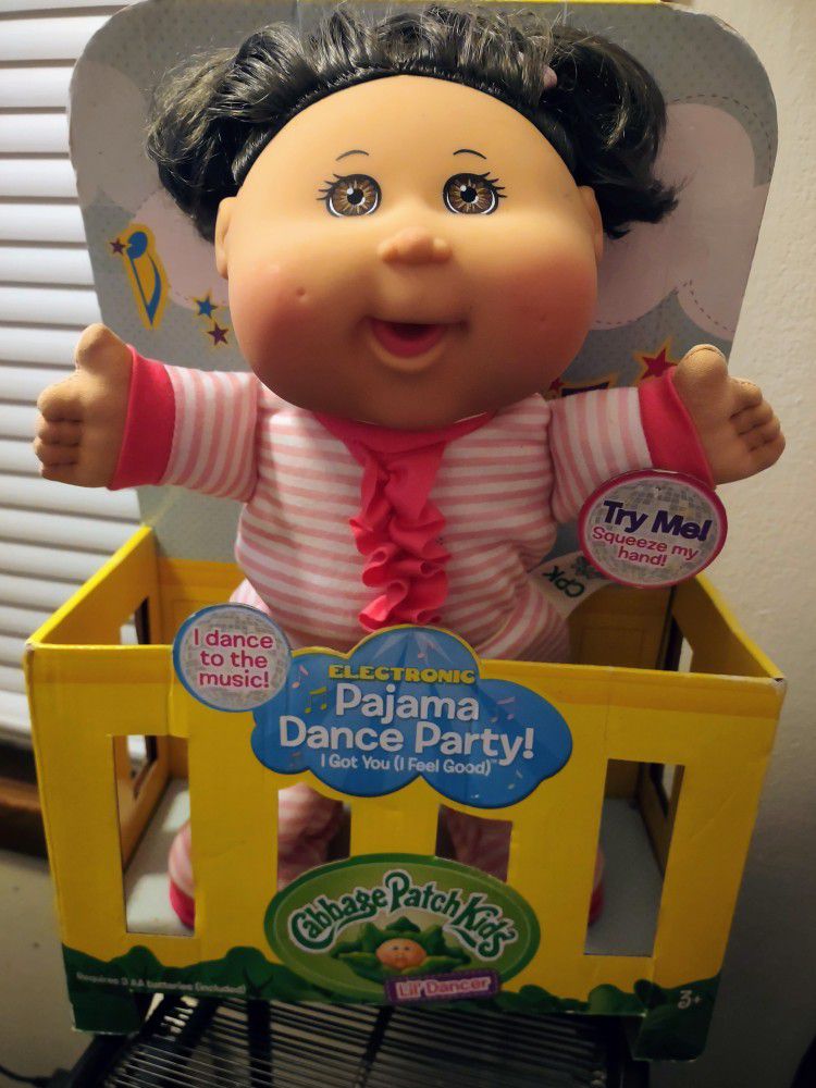 2015 New Still In Box pajama Dance Party Cabbage Patch Doll