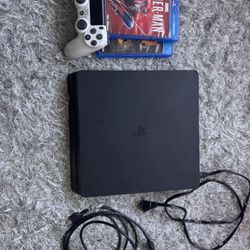 PS4