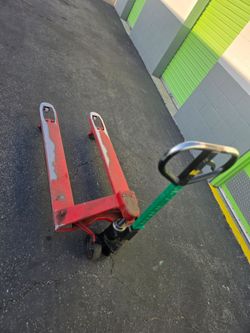 Raymond pallet jack 5500lbs