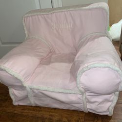 Girly Plush Child’s Seat