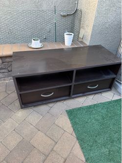 Table with drawers