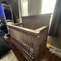 Baby crib