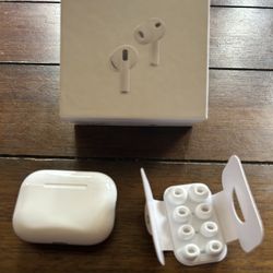 Apple AirPods Pro 3