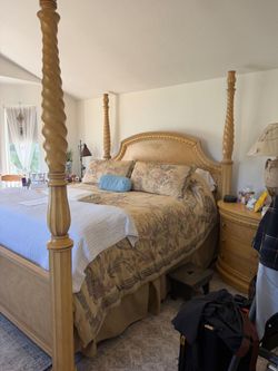 Cali king no mattress