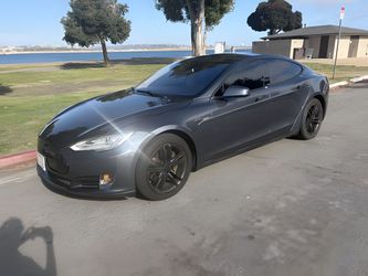 FAST SALE: 2014 Tesla Model S 85