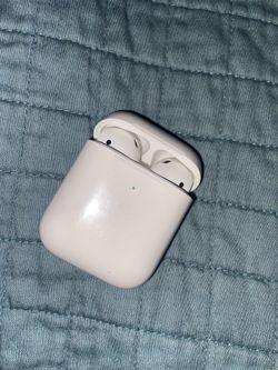 Apple Airpods 2nd Gen WirelessOpen Box Brand New