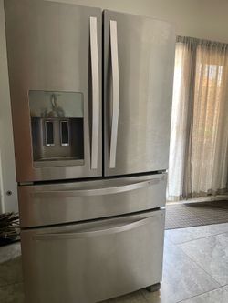25 cu. ft. Whirlpool French-door  refrigerator