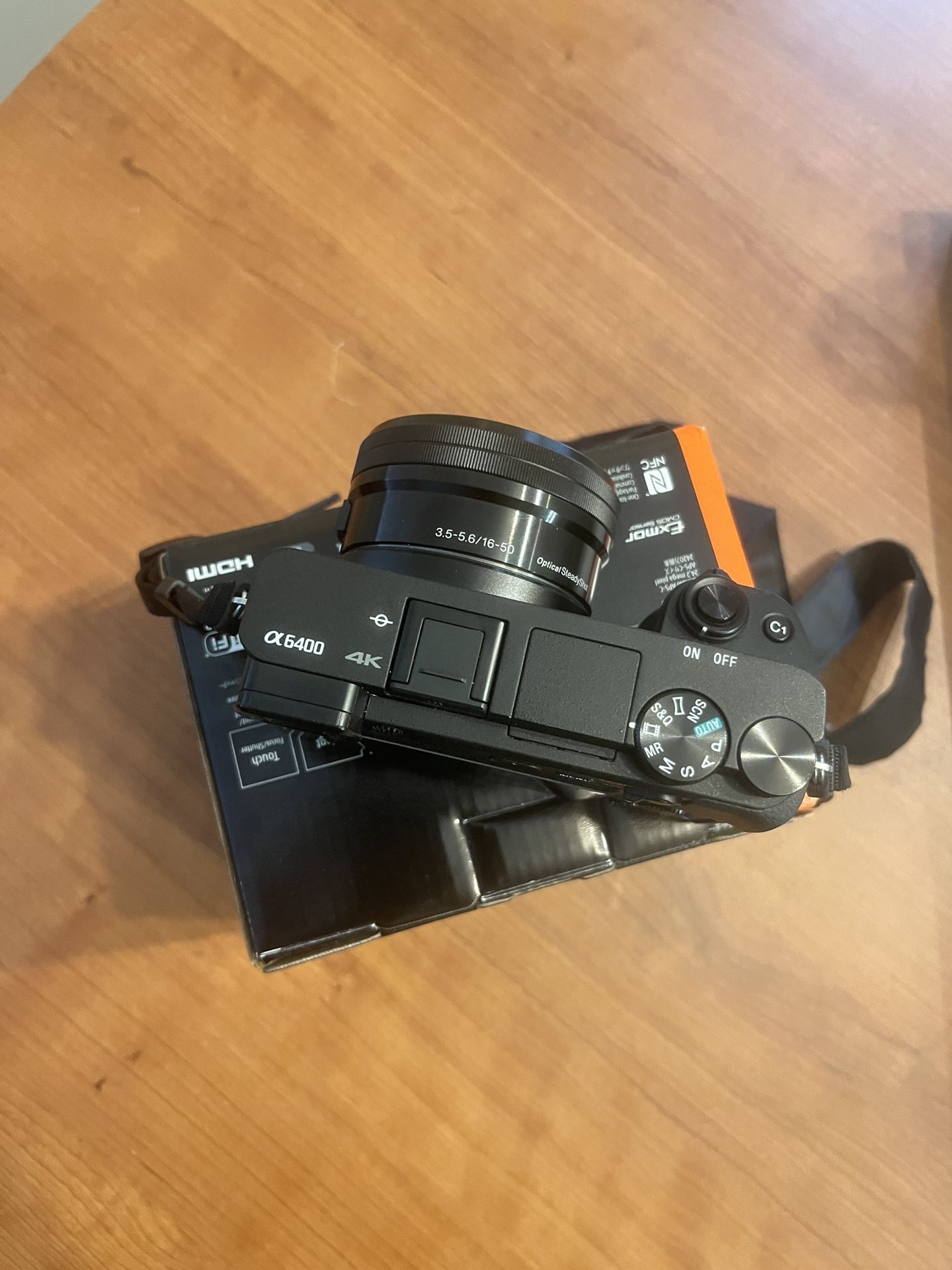 📷 Sony A6400 Mirrorless Camera + 16–50mm Lens Kit – Excellent Condition – $900 OBO