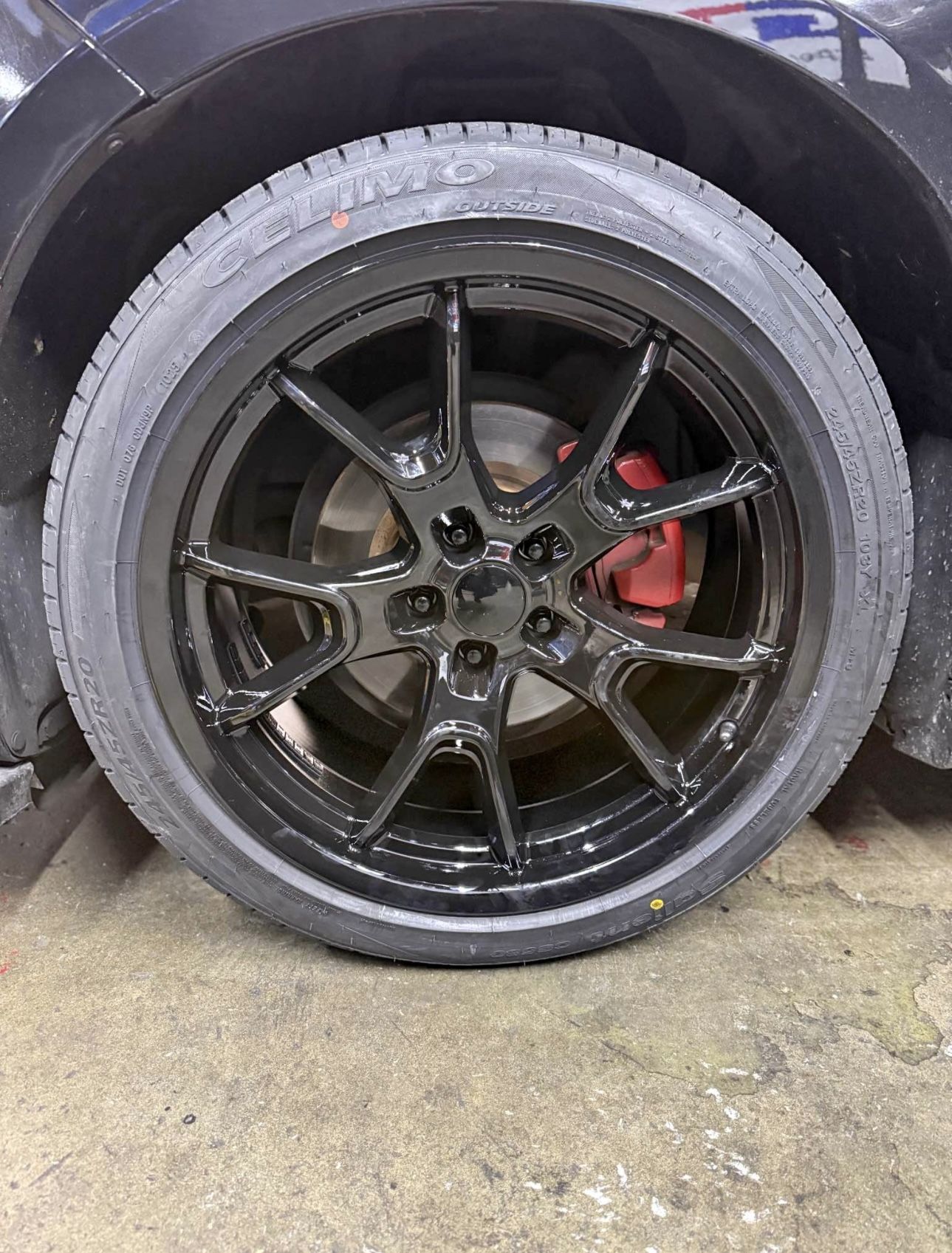 Dodge Anniversary Style 20" Staggered Gloss Black Wheel & 245/45R20 (2) 275/40R20 (2) Tires Package