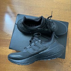 Adidas UltraBoost 21 COLD.RDY  Triple Black, Man Size 10