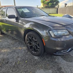 2019 Chrysler C300